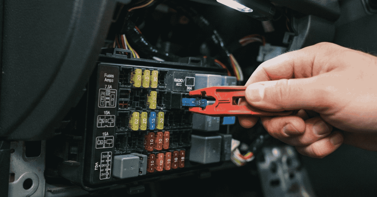 Car Fuse Removal Tool: Amazing Handy Gadget for Calm Fixes